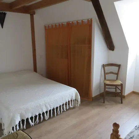 Semesterbostad De Charme La Forge 12 - 3 Ch - 2 Sdb - Jusqu A 6-8 Pers -linge De Maison Et Menage En Options Bournazel (Aveyron)